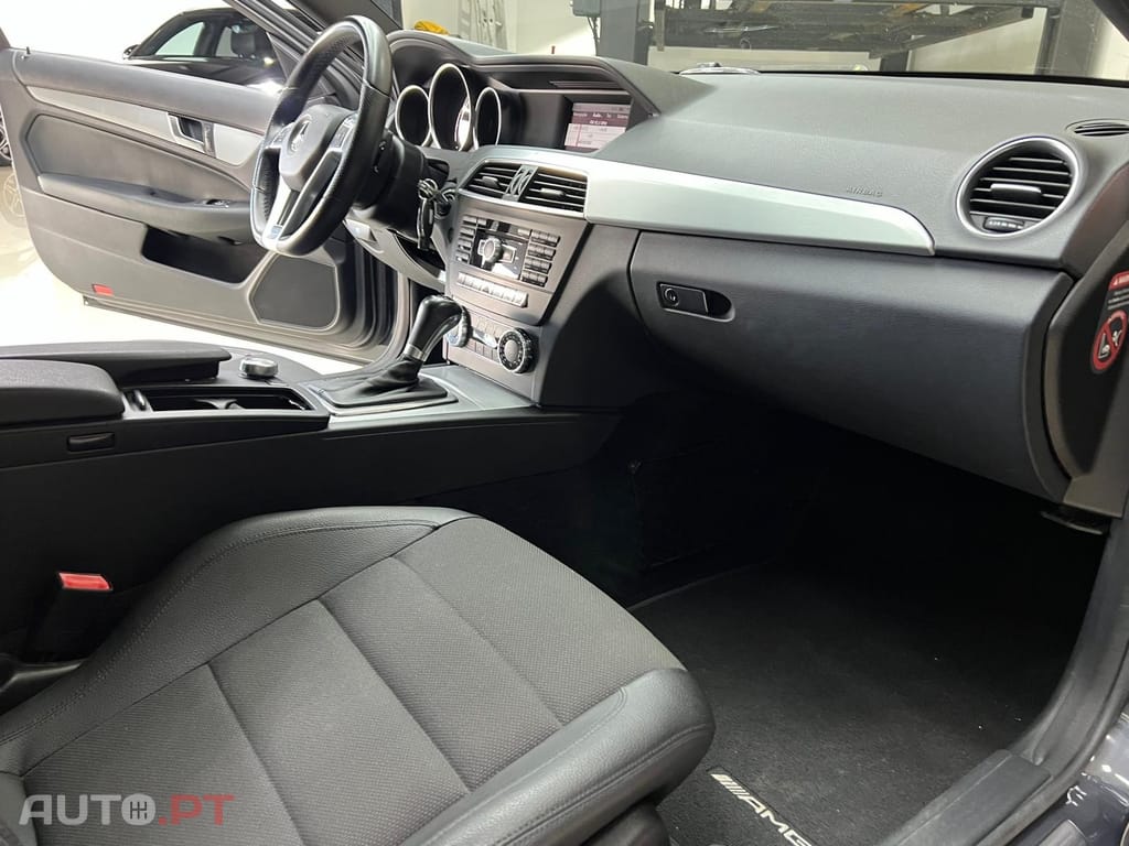 Mercedes-Benz C 220 CDI Coupe Amg Edition