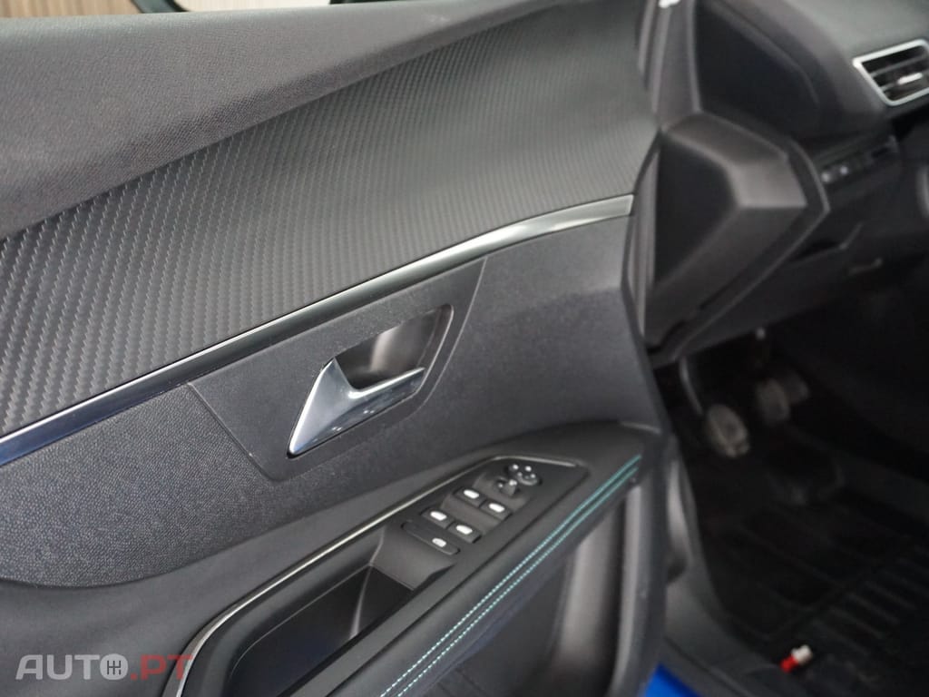 Peugeot 3008 1.2 PureTech Allure Pack