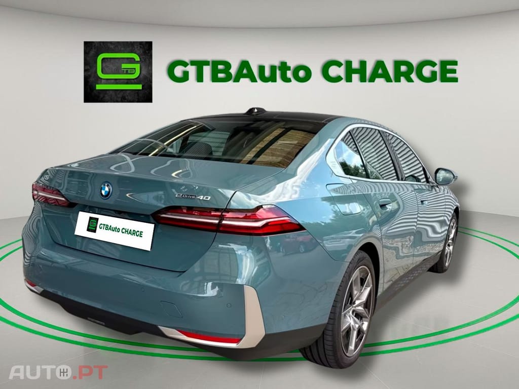 BMW i5 E-DRIVE40 I.V.A DEDUTIVEL  