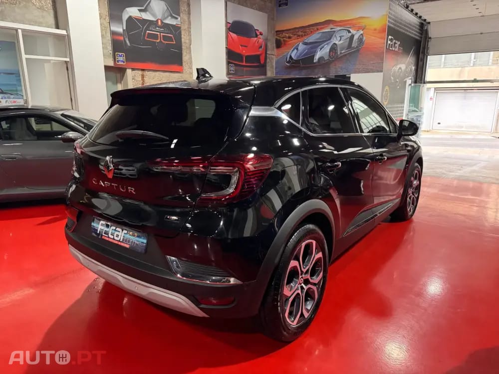 Renault Captur 1.6 E-Tech Full Hybrid Esprit Alpine