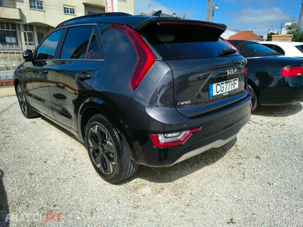 Kia Niro 204cv
