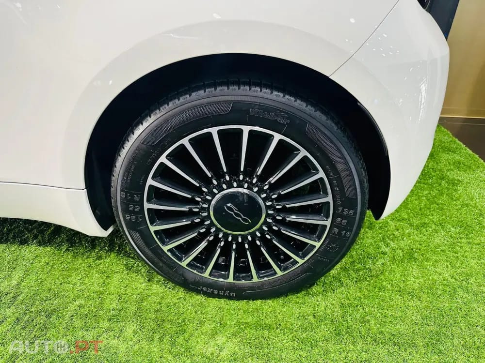 Fiat 500e 42 kWh