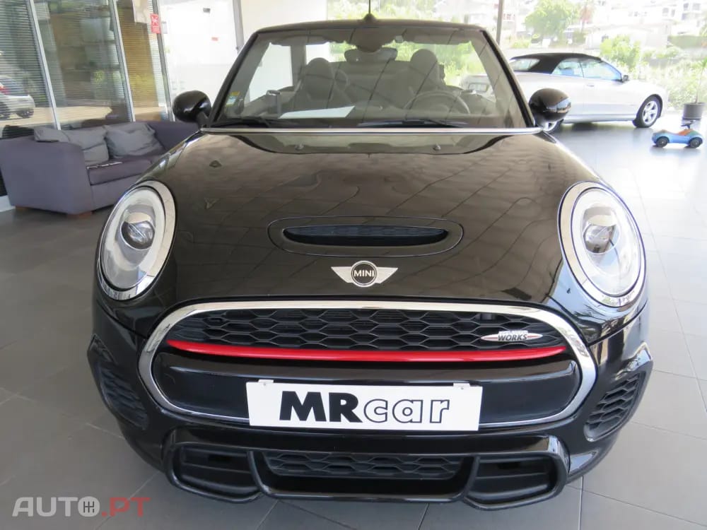 MINI Cabrio John Cooper Works