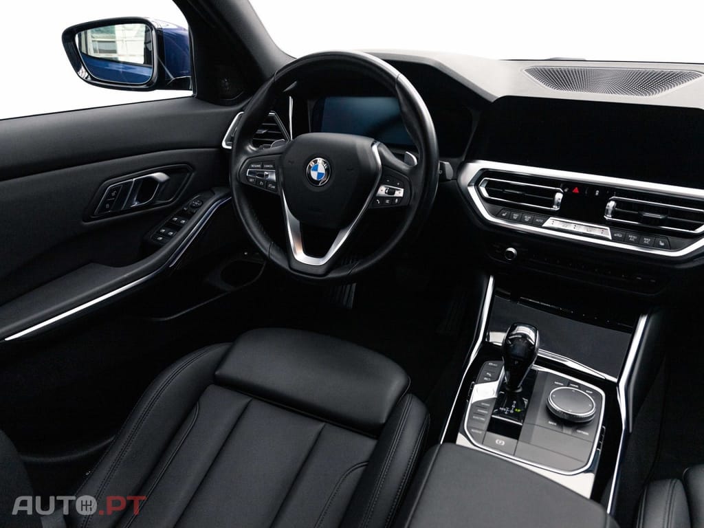 BMW 330 e Touring Line Sport Auto