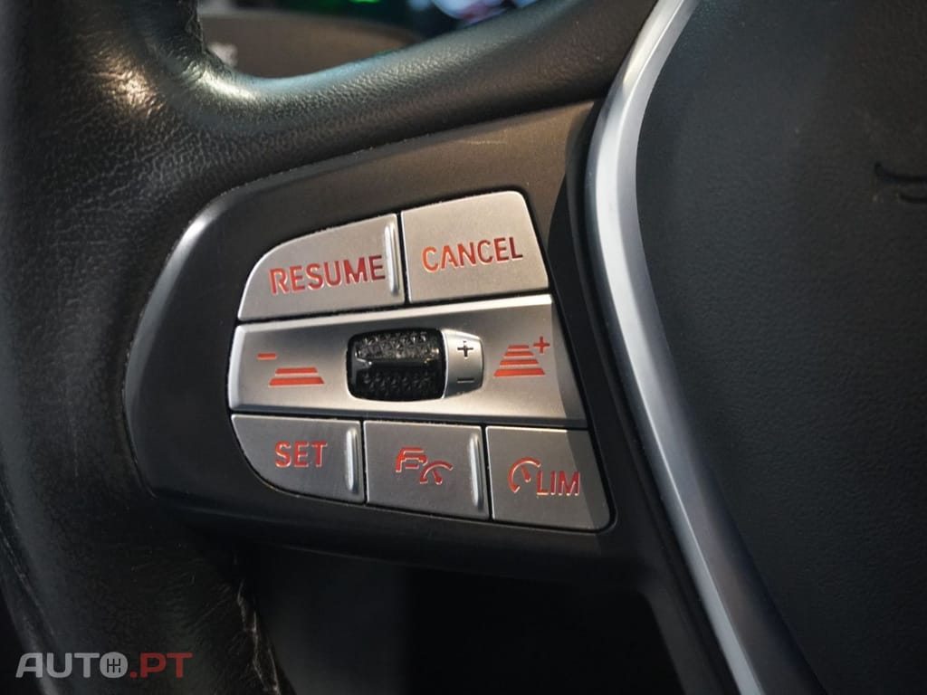 BMW X3 xDrive30e PHEV I.V.A DEDUTÍVEL 