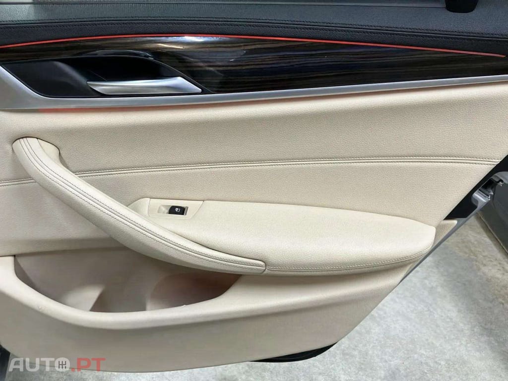 BMW 530 e iPerformance Line Luxury