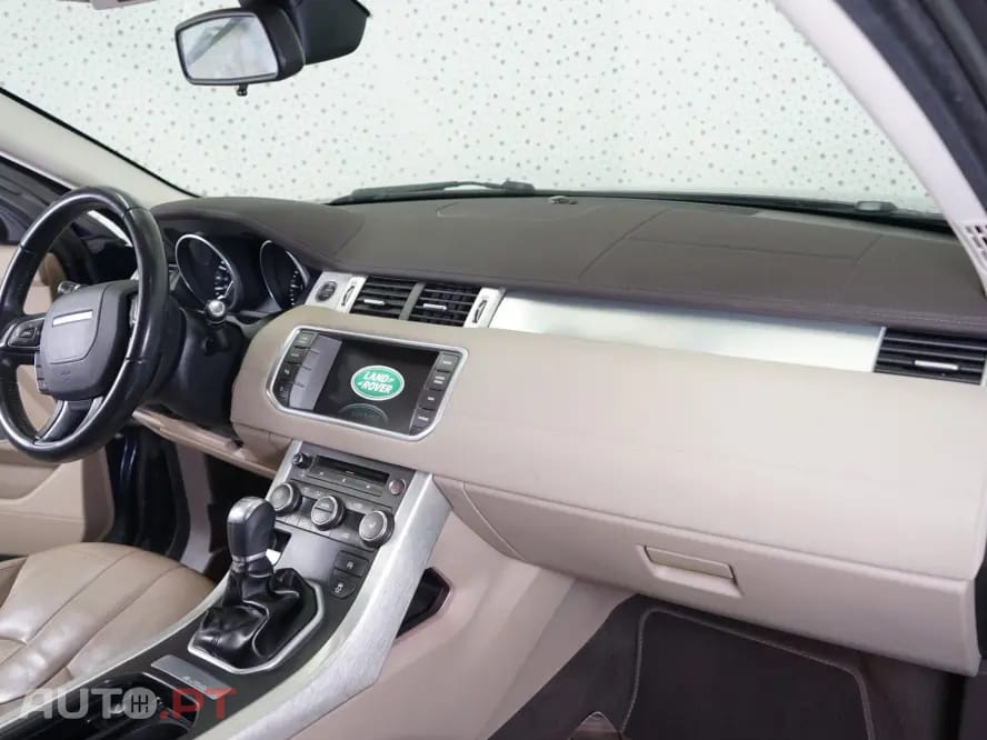 Land Rover Evoque 2.2 eD4 Pure