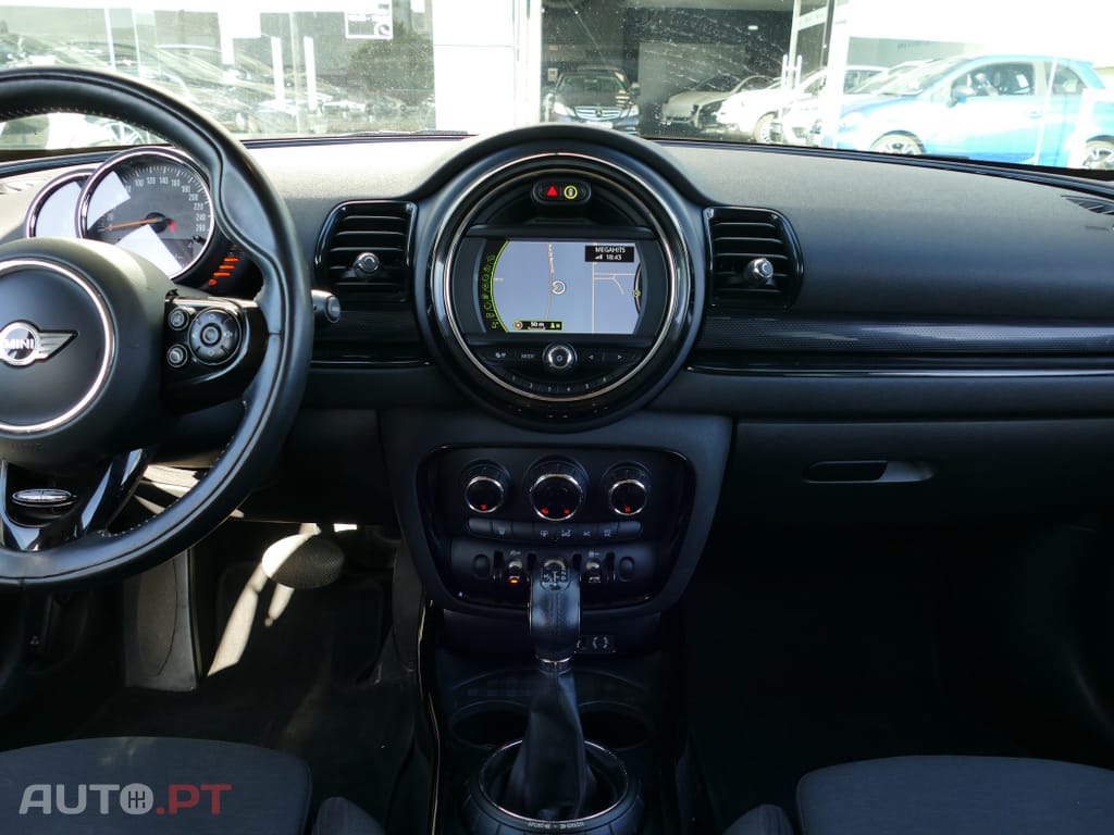 MINI Clubman Cooper D Auto