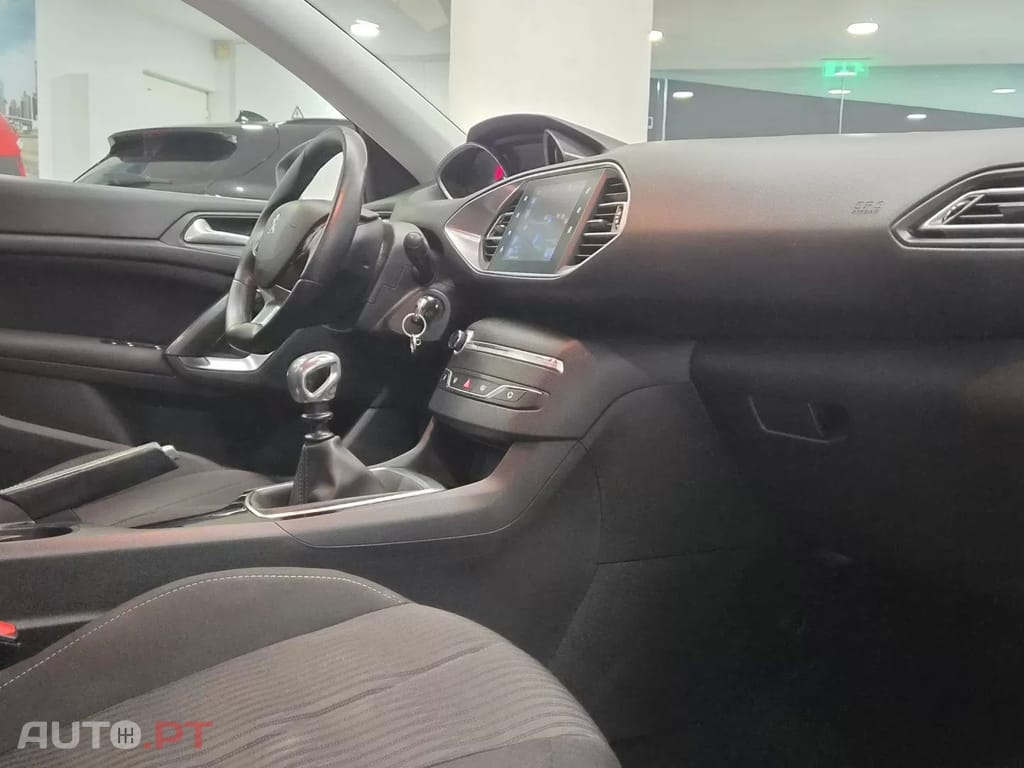 Peugeot 308 SW 1.6 BLUEHDI ACCESS