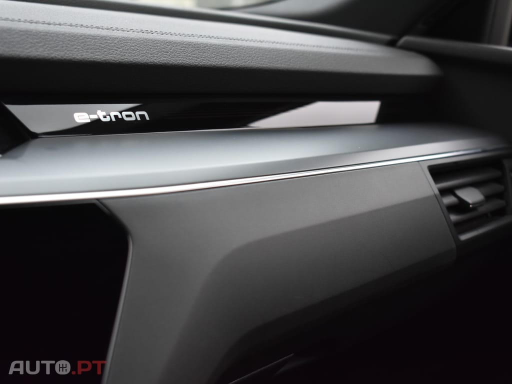 Audi E-Tron 55 quattro S line