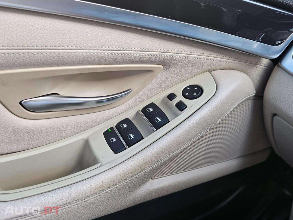BMW 525 d xDrive Exclusive Auto