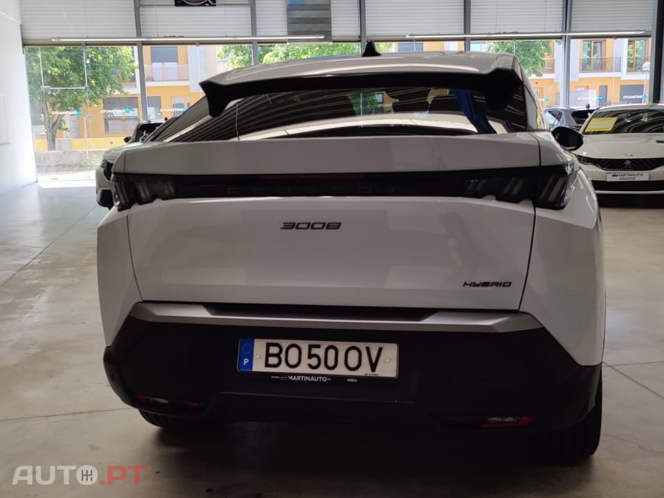 Peugeot 3008 1.2 Hybrid Allure e-DCS6