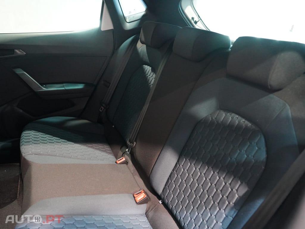 SEAT Ibiza 1.0 TSI Style — fotografia 28