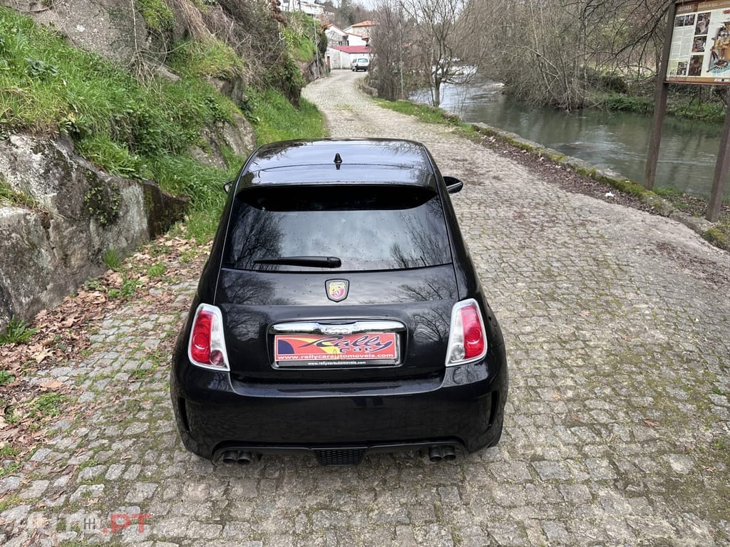 Abarth 500 1.4 T-Jet Competizione