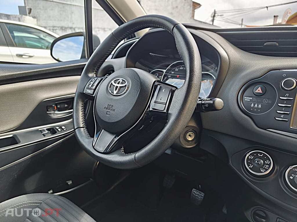 Toyota Yaris 1.0 VVT-i Comfort Plus