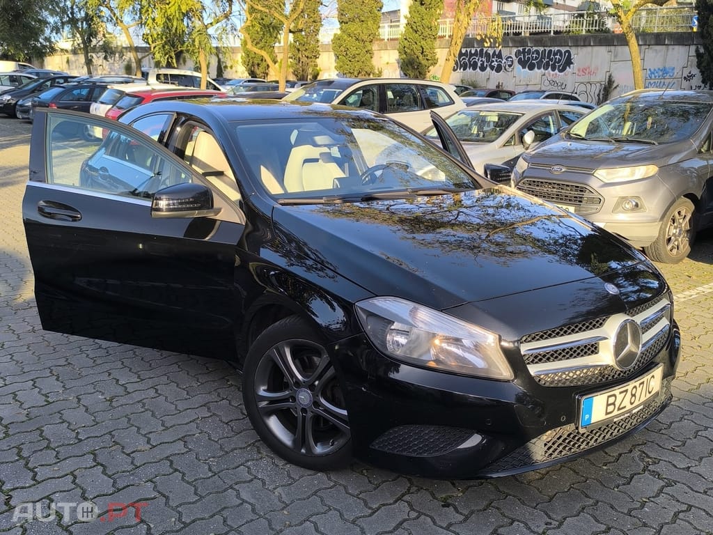 Mercedes-Benz A 180 BlueEFFICIENCY Edition Style