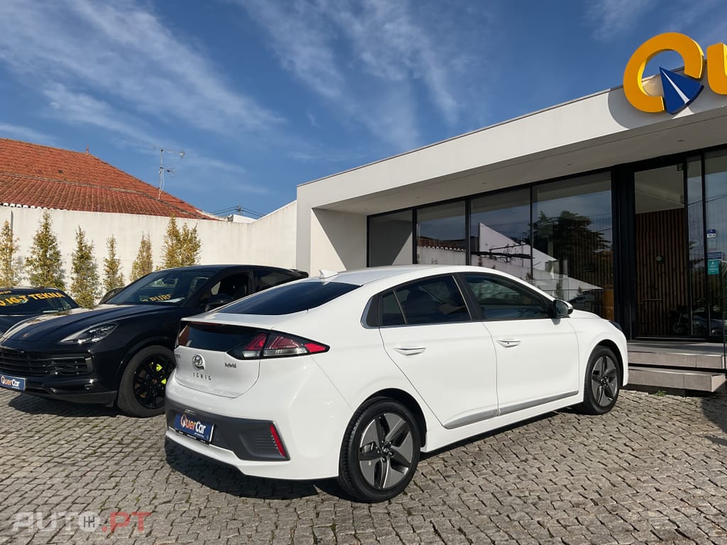 Hyundai Ioniq 1.6 GDI HEV
