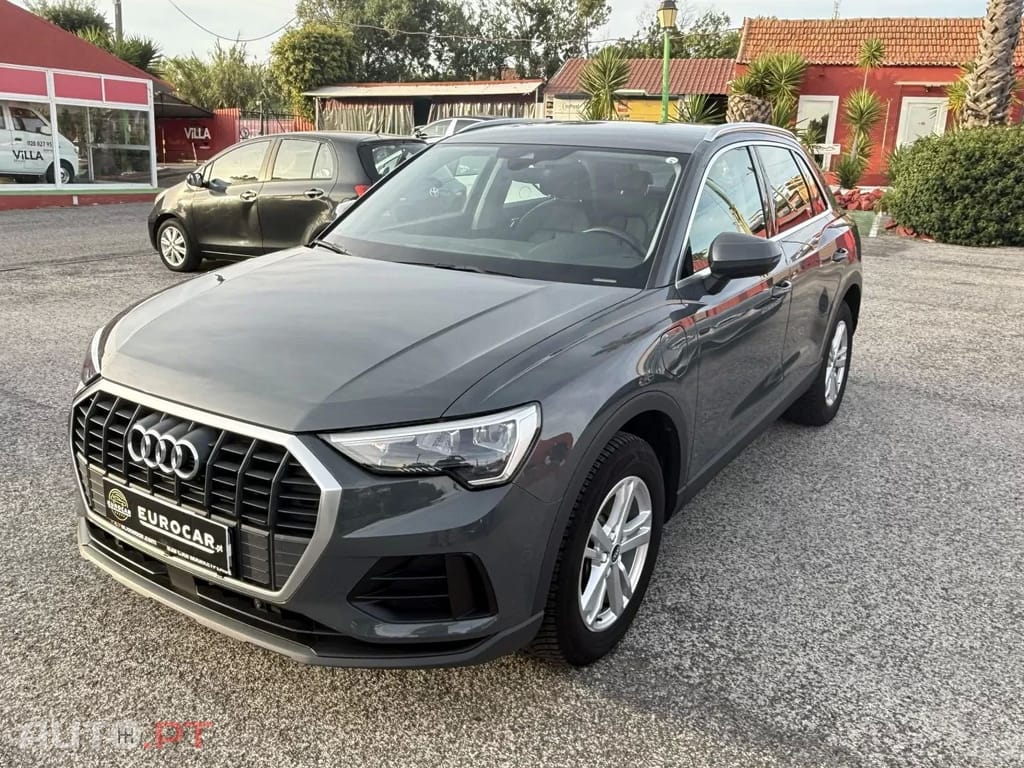 Audi Q3 45 TFSIe S tronic