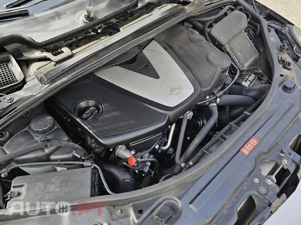 Mercedes-Benz R 320 CDi 4-Matic Longo