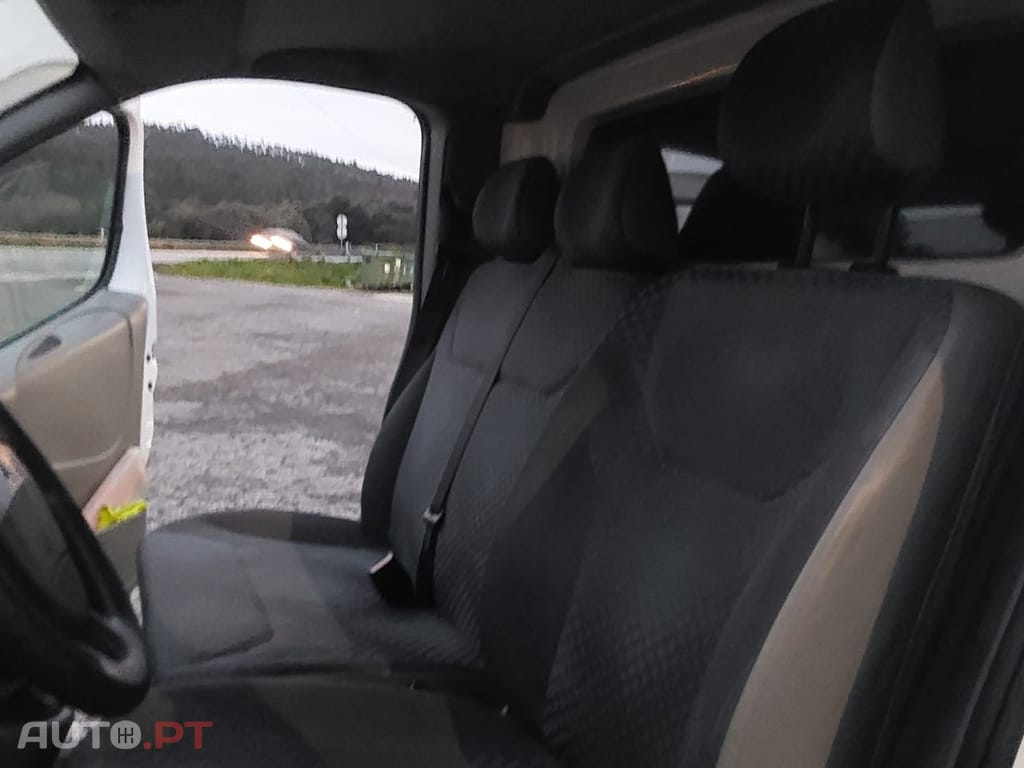 Renault Trafic 2.0 dCi L1H1 1.0T