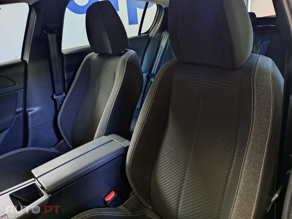 Peugeot 308 1.5 BlueHDi Active EAT8