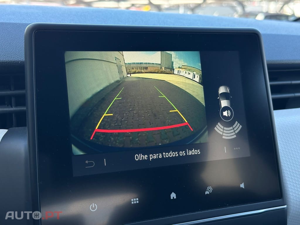 Renault Clio 1.0 TCe Intens CVT