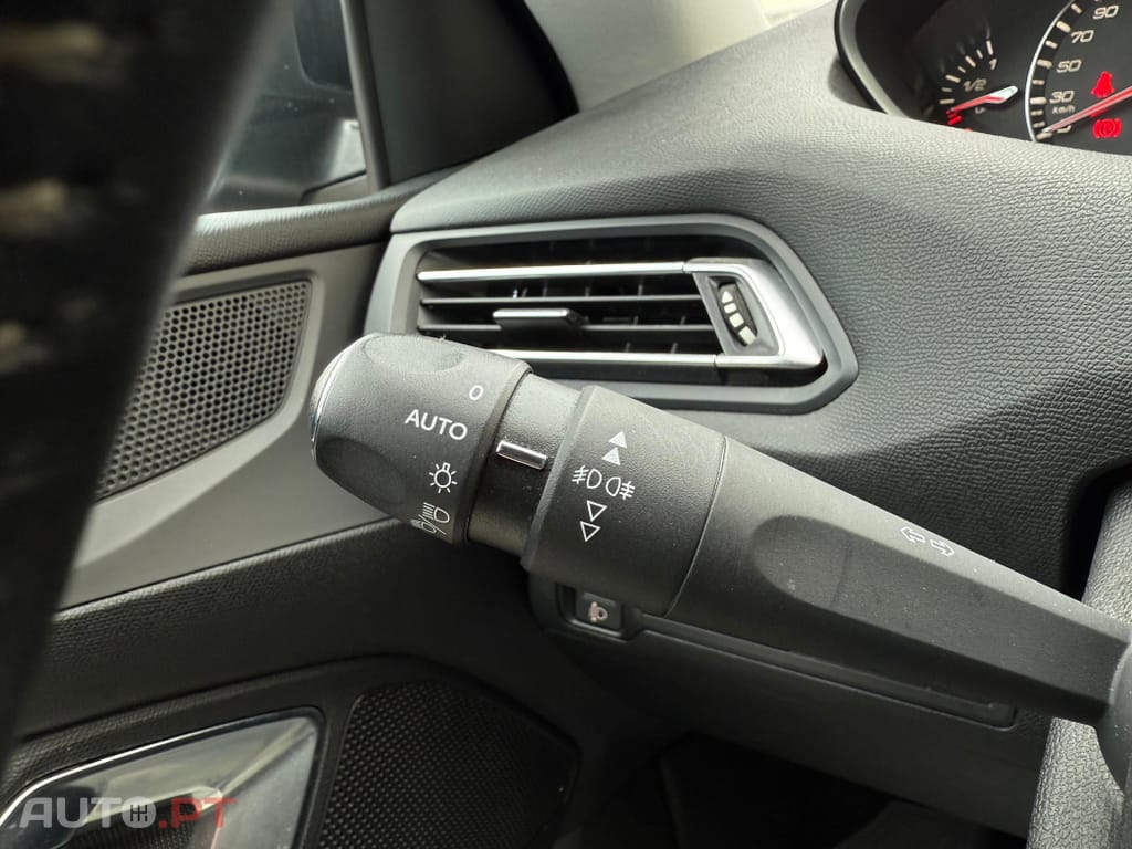Peugeot 308 1.2 PureTech Allure Pack