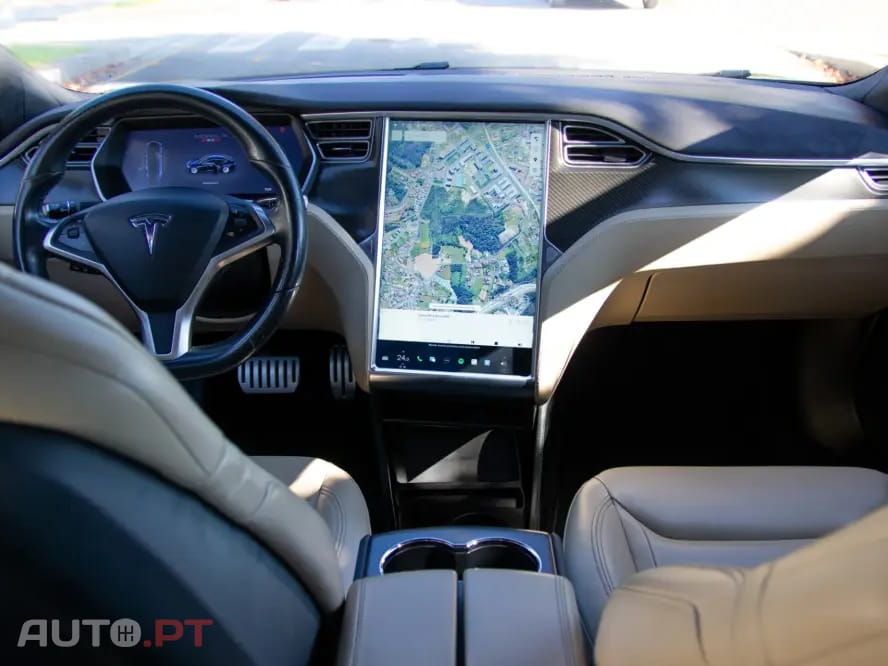 Tesla Model S P85D