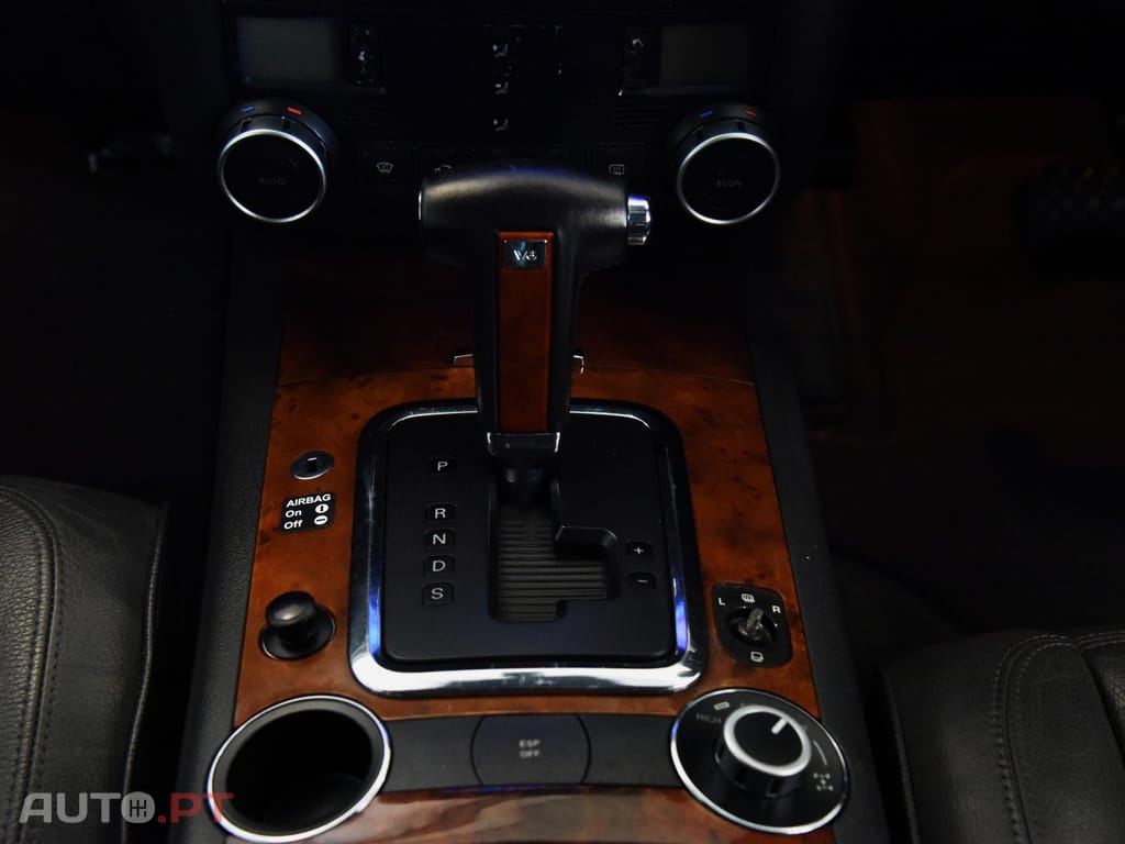 Volkswagen Touareg 3.2 V6 Tiptronic