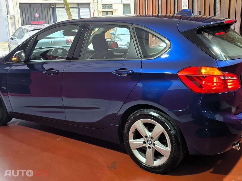 BMW 216 d Line Sport