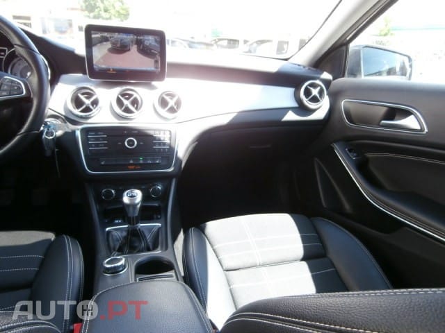 Mercedes-Benz GLA 180 CDi Style