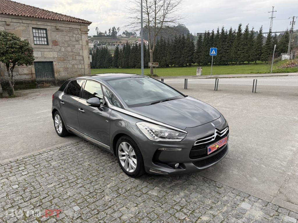 Citroen DS5 2.0 HDi Hybrid4 Sport Chic CMP6