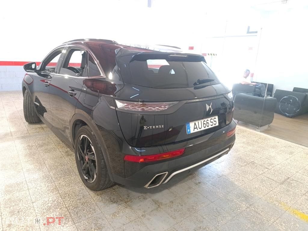 DS DS7 Crossback E-Tense Performance Line EAT8