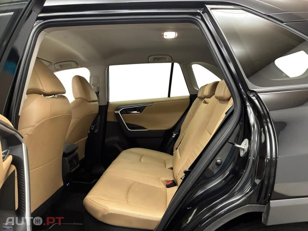Toyota RAV4 2.5 Hybrid Dynamic AWD-i