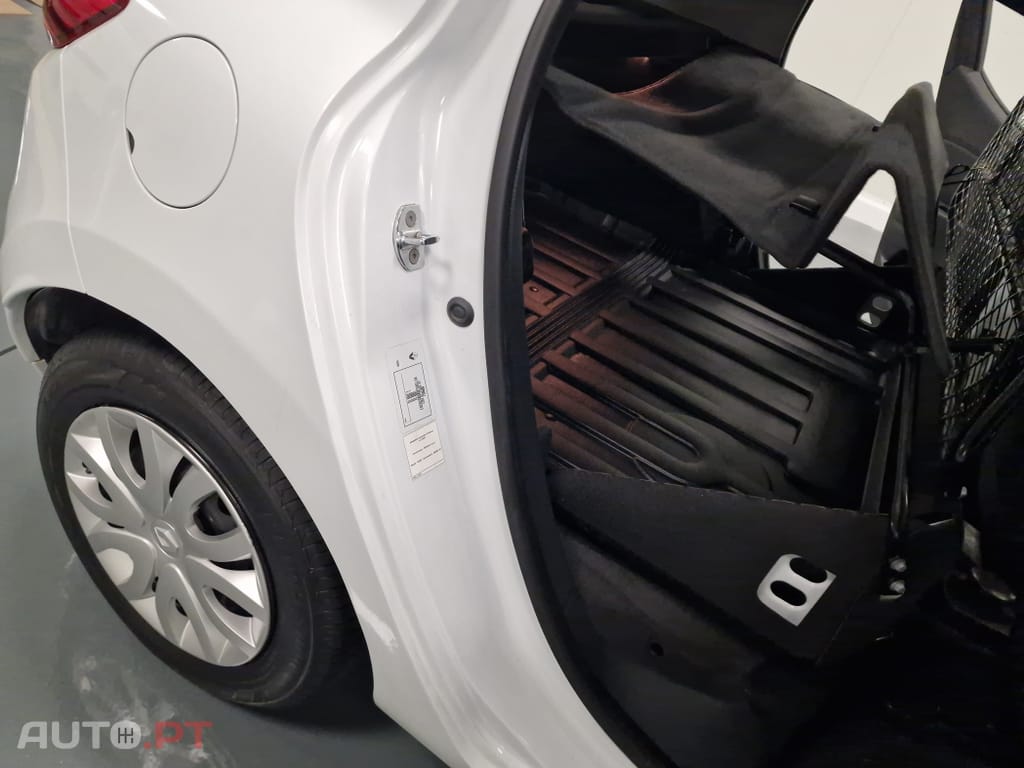 Renault Clio SSOCIETE 1.5 DCI 90CV ZEN GPS IVA DEDUTIVELL