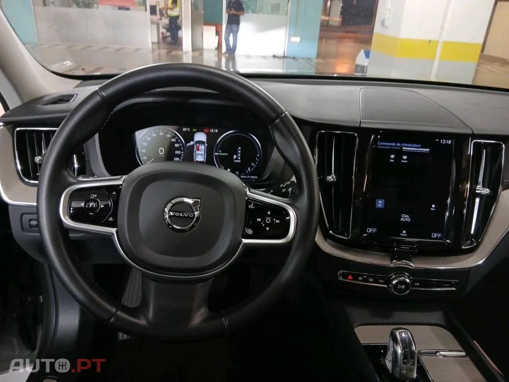 Volvo XC60 2.0 T8 PHEV Inscription AWD