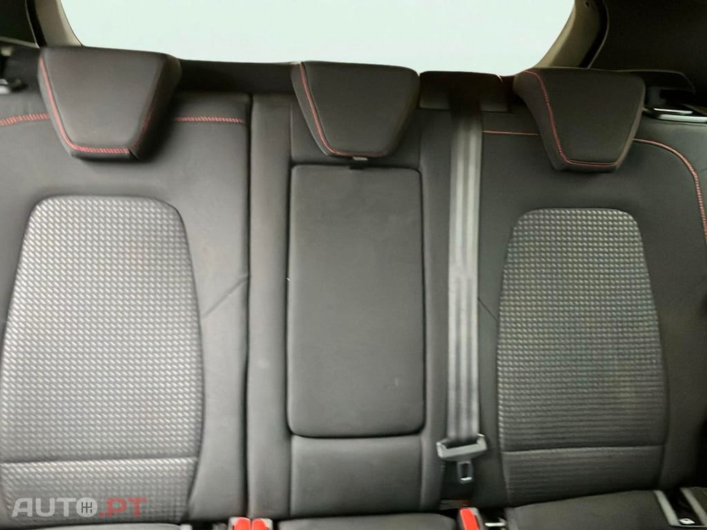 Ford Focus 1.0 EcoBoost MHEV ST-Line