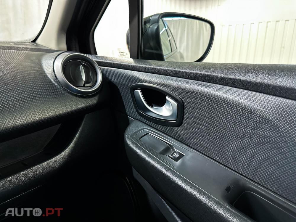 Renault Clio Sport Tourer ST Limited Edition