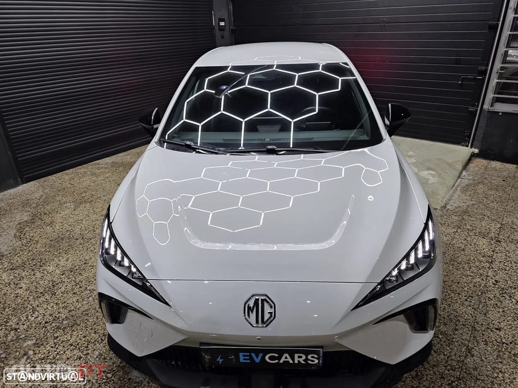 MG MG4 64 kWh Luxury