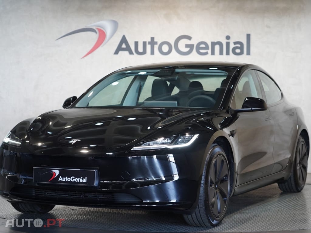 Tesla Model 3 Tração Traseira