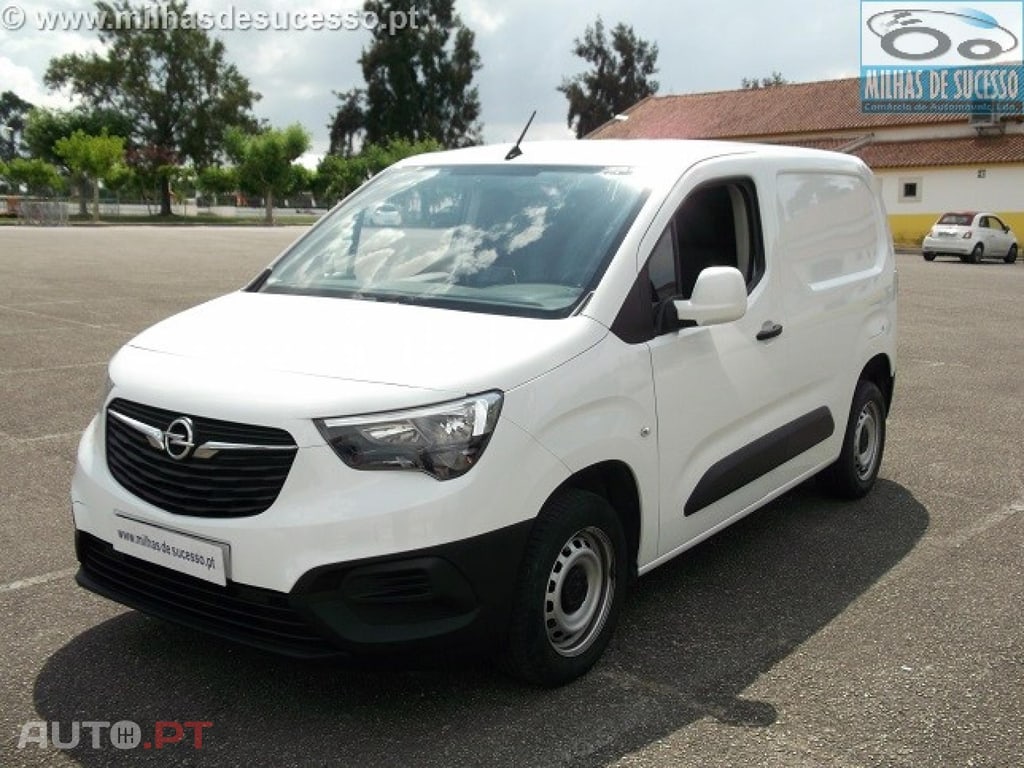 Opel Combo 1.5 CDTI 3 LUG 102 CV (C/IVA)