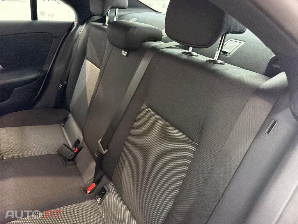 Mercedes-Benz CLA 200 d Style Plus Aut.