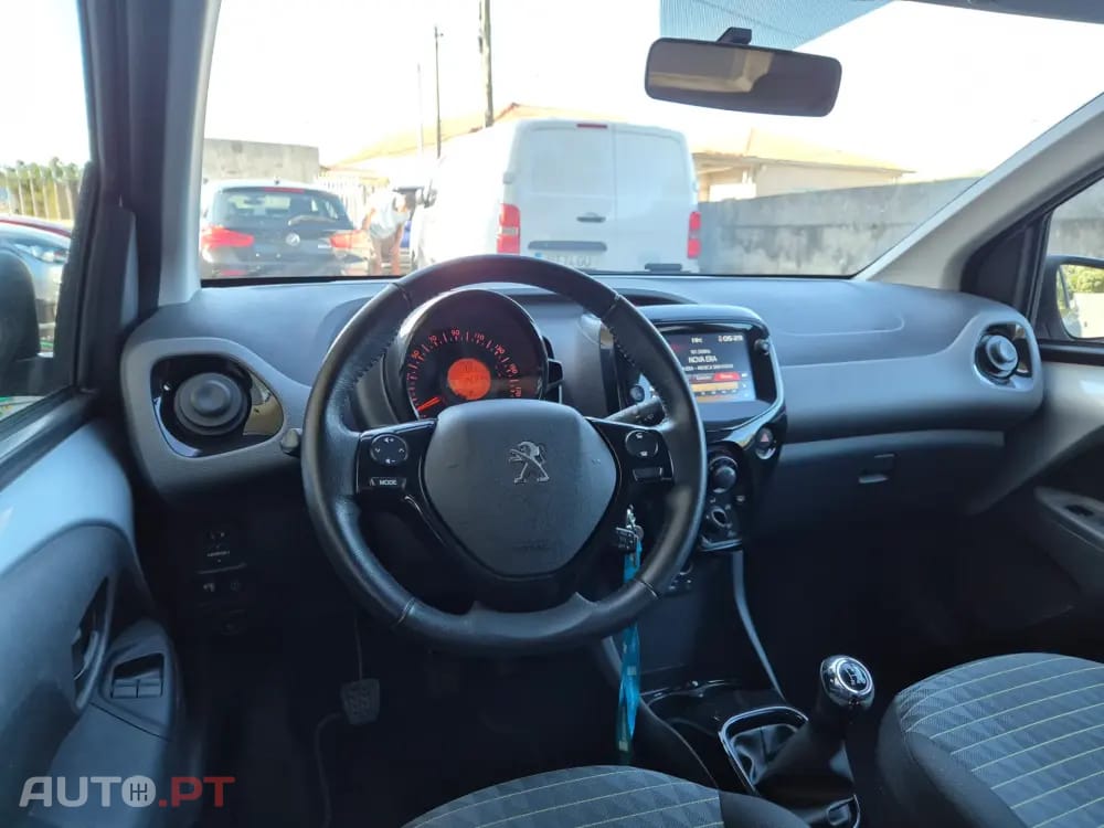 Peugeot 108 1.0 VTi Style