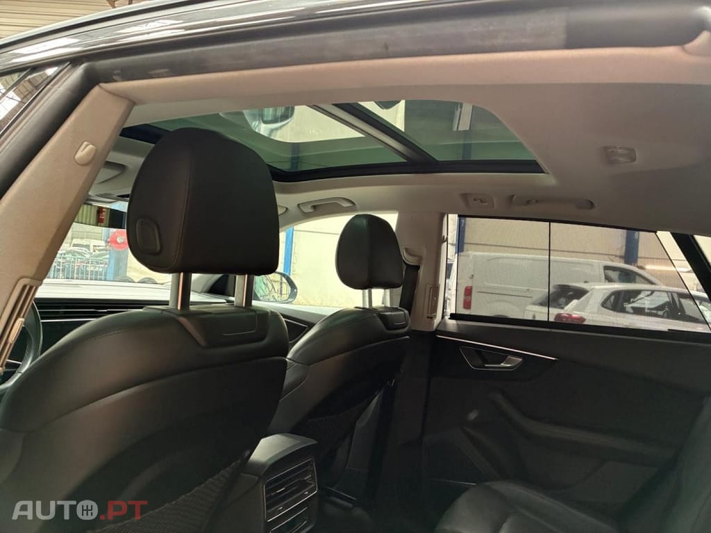 Audi Q8 55 TFSIe quattro Tiptronic Extended