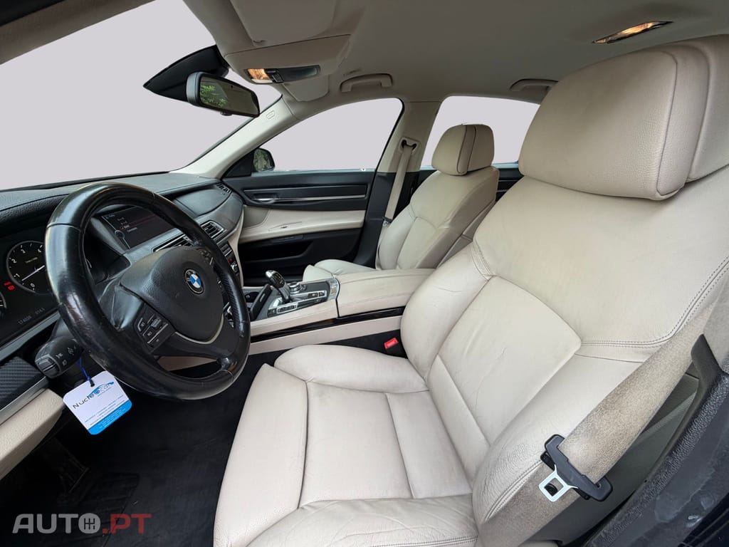 BMW 740 D — fotografia 15