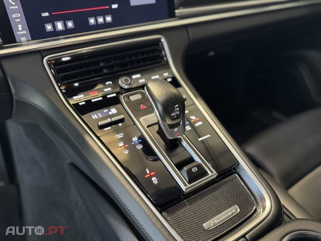 Porsche Panamera 4 E-Hybrid