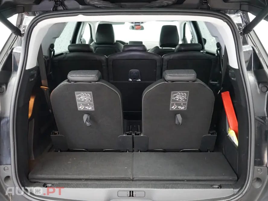 Peugeot 5008 1.2 PureTech Allure Pack