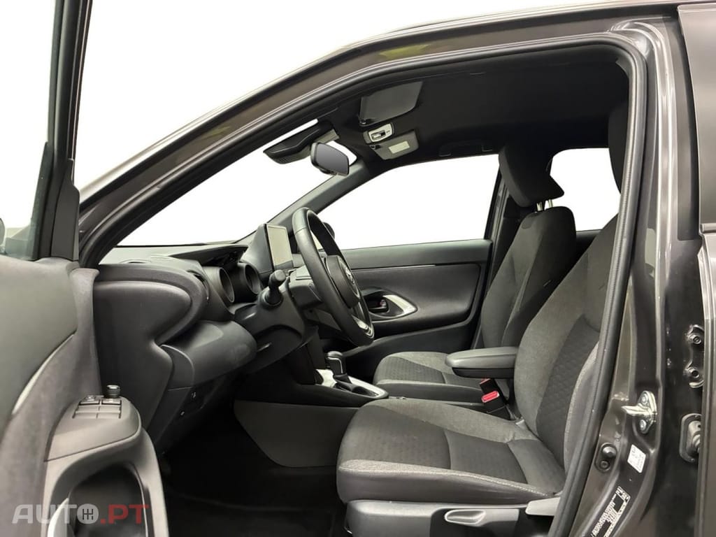 Toyota Yaris Cross 1.5 HDF Premier Edition