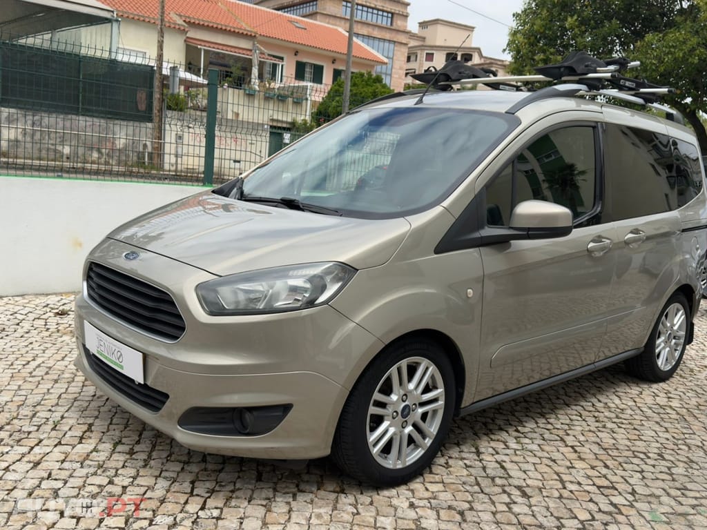 Ford Tourneo 1.5 TDCi Titanium