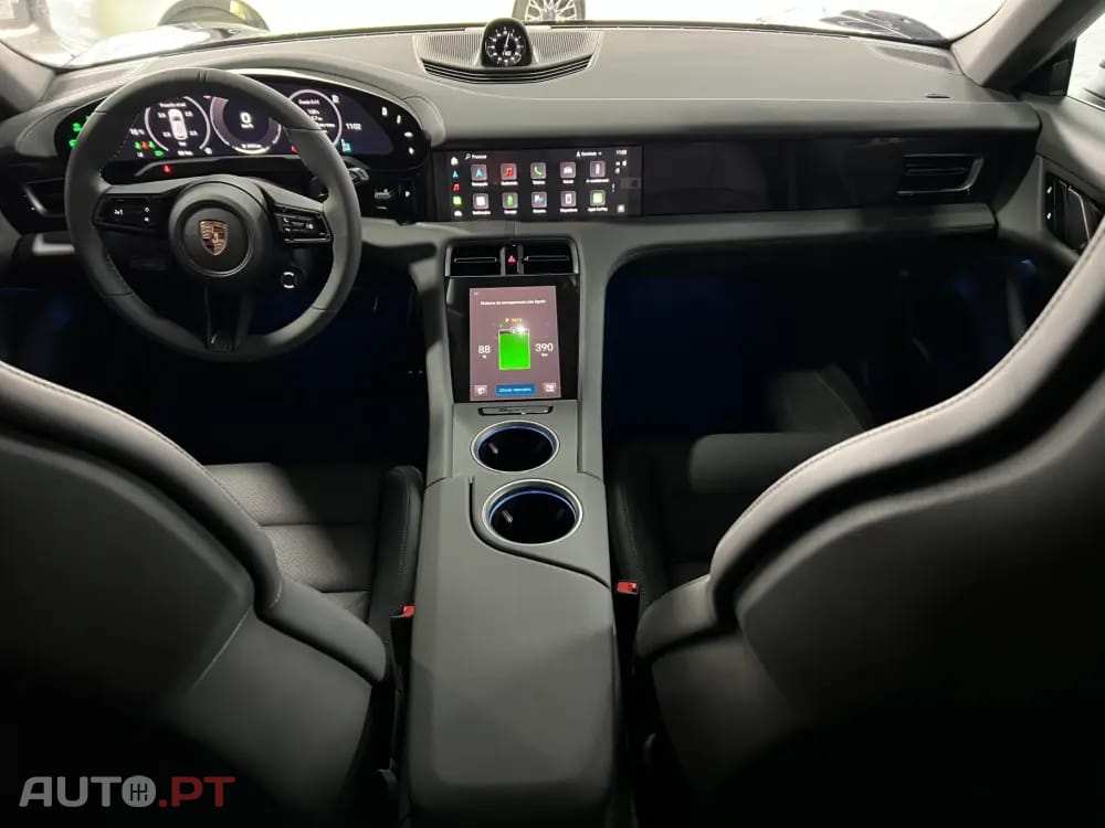 Porsche Taycan Outro